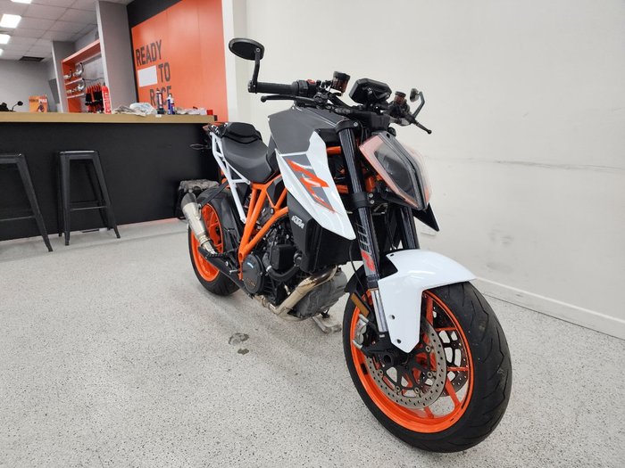 2018 Ktm 1290 SUPER DUKE R White