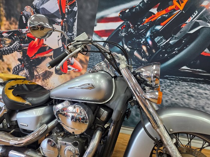 2011 Honda VT400 SILVER