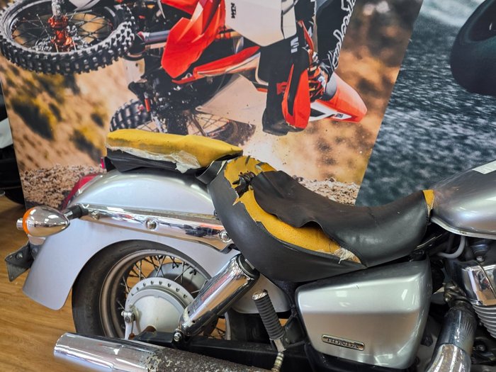 2011 Honda VT400 SILVER