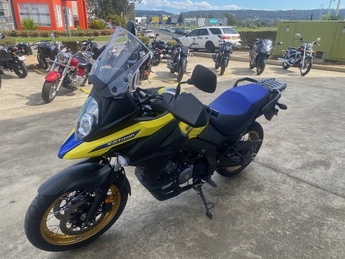 2024 Suzuki V-STROM 650XT (DL650XA) Yellow
