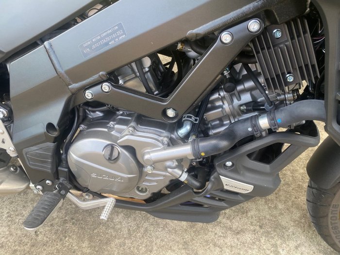 2024 Suzuki V-STROM 650XT (DL650XA) Yellow