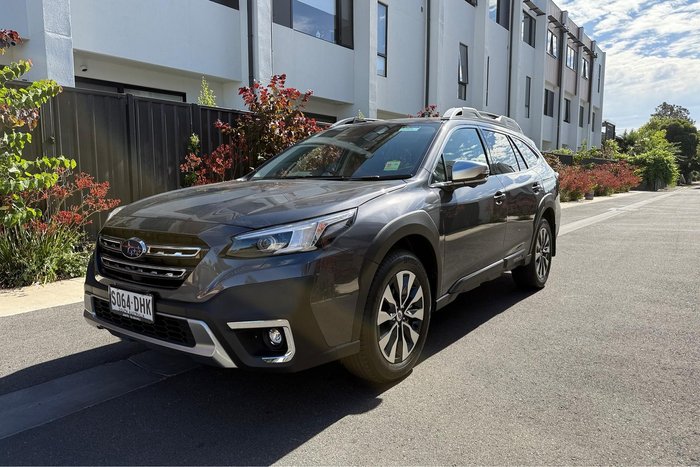 2025 Subaru Outback AWD Touring