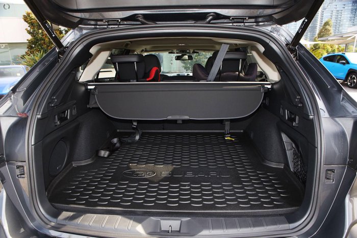 2025 Subaru Outback AWD Touring