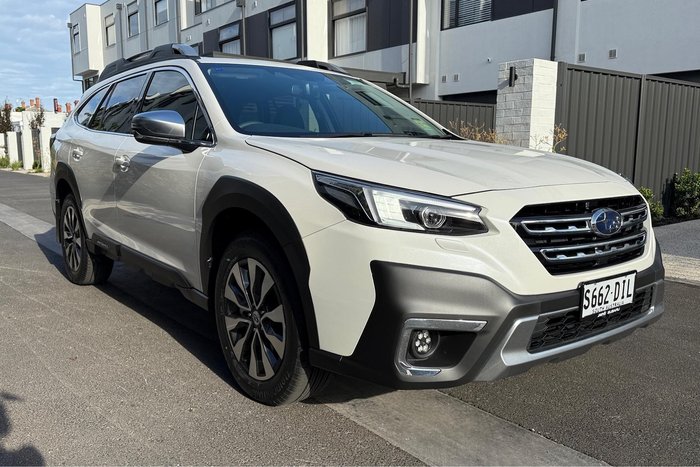 2025 Subaru Outback AWD Touring XT