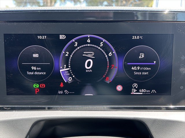 2025 Volkswagen TIGUAN R-LINE