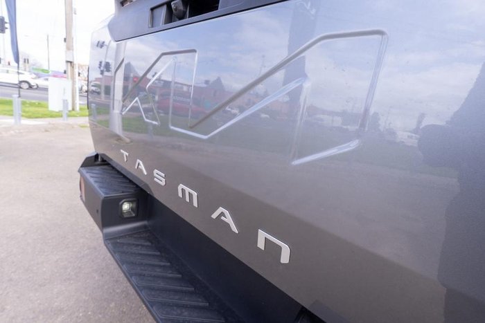 2025 Kia Tasman SX