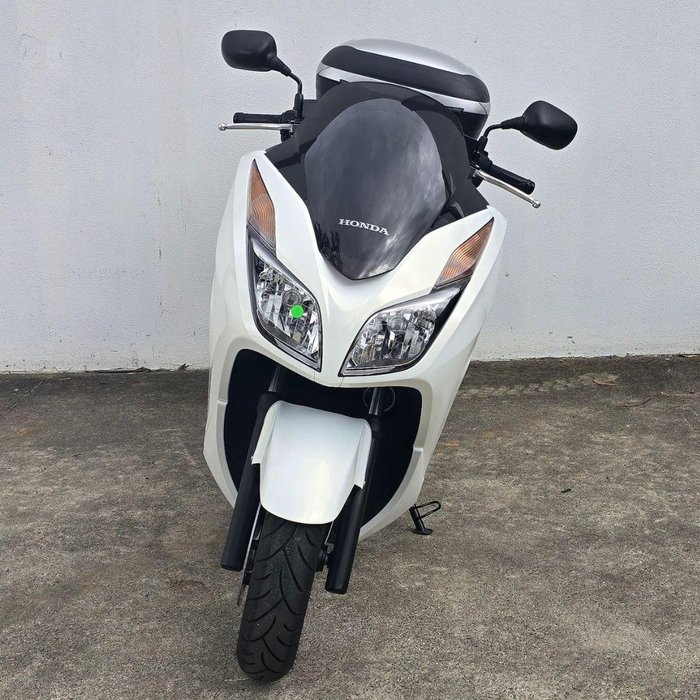 2017 Honda Forza 300 (NSS300) Forza White