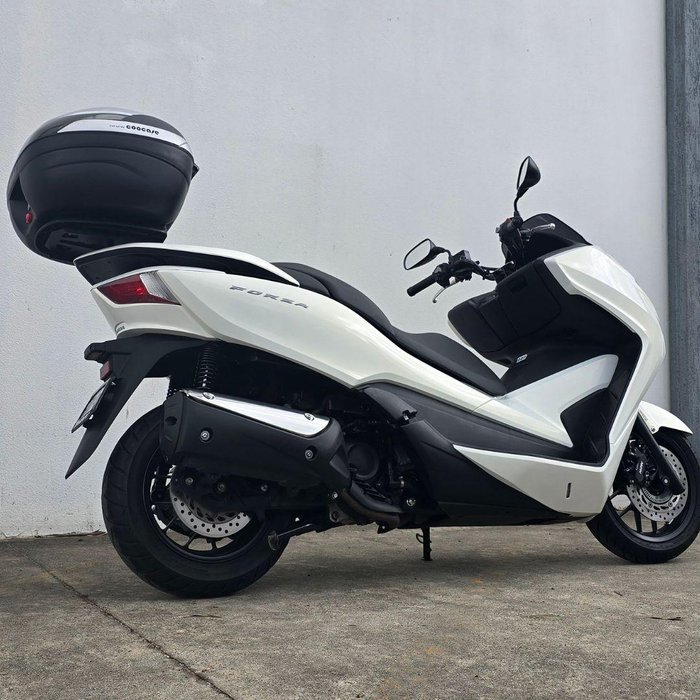 2017 Honda Forza 300 (NSS300) Forza White