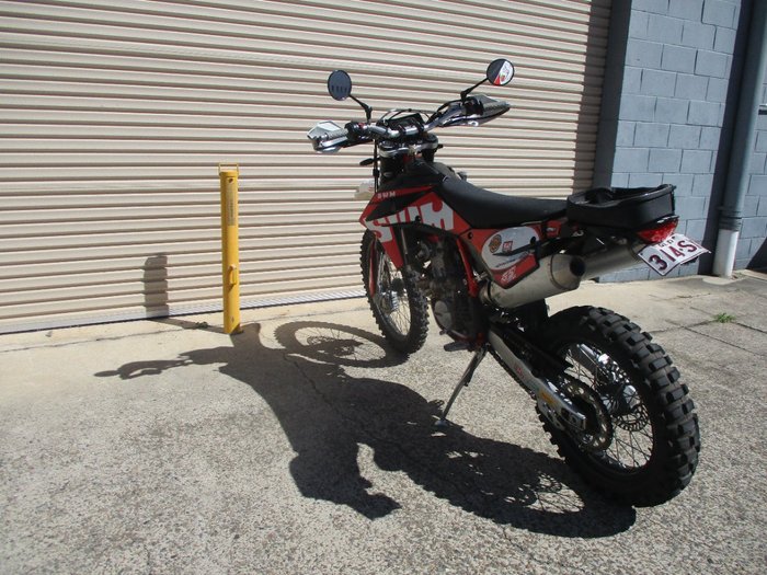 2018 SWM RS 500 R RED