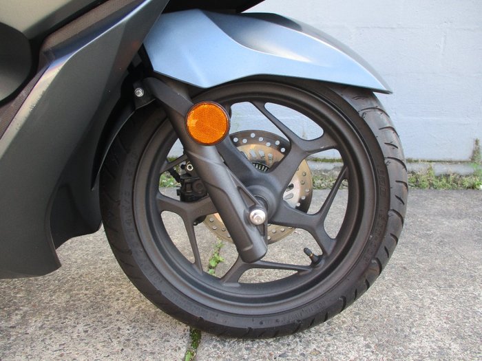 2021 Honda PCX150 WW150 BLUE