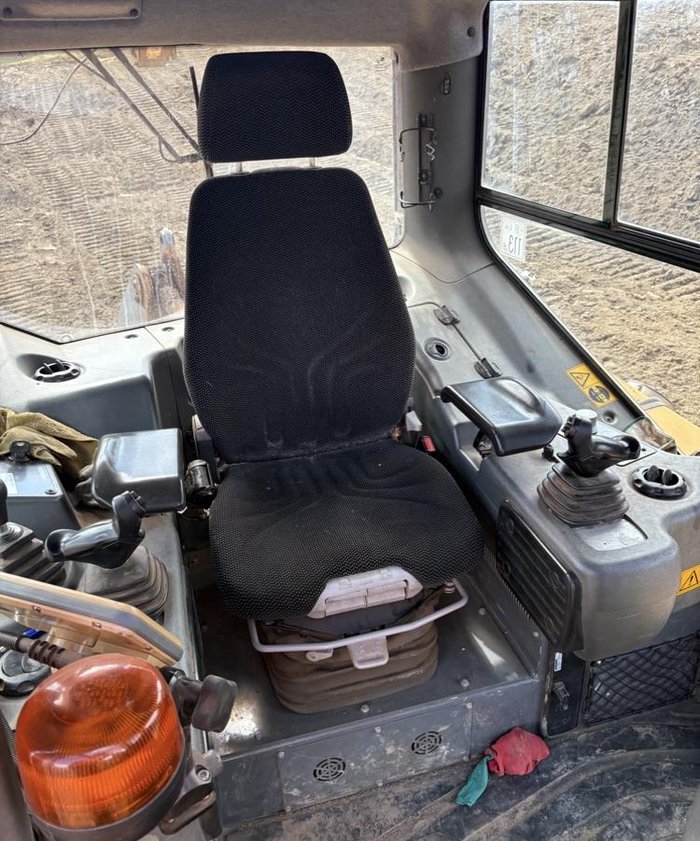 0 Liebherr Pr756