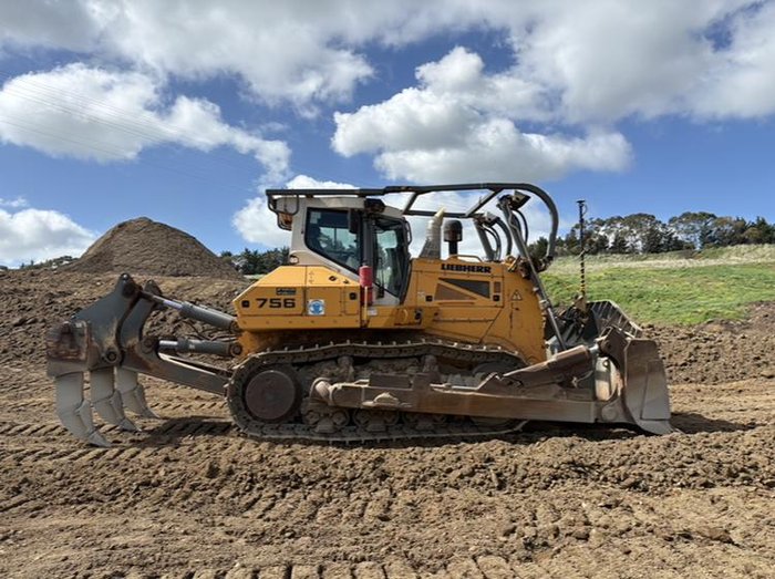 0 Liebherr Pr756