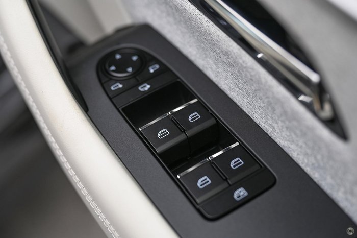 2025 Mazda CX-60 G40e Azami