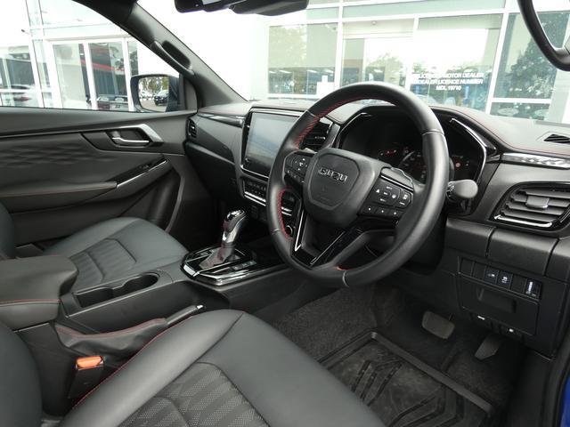 2025 Isuzu D-MAX X-TERRAIN