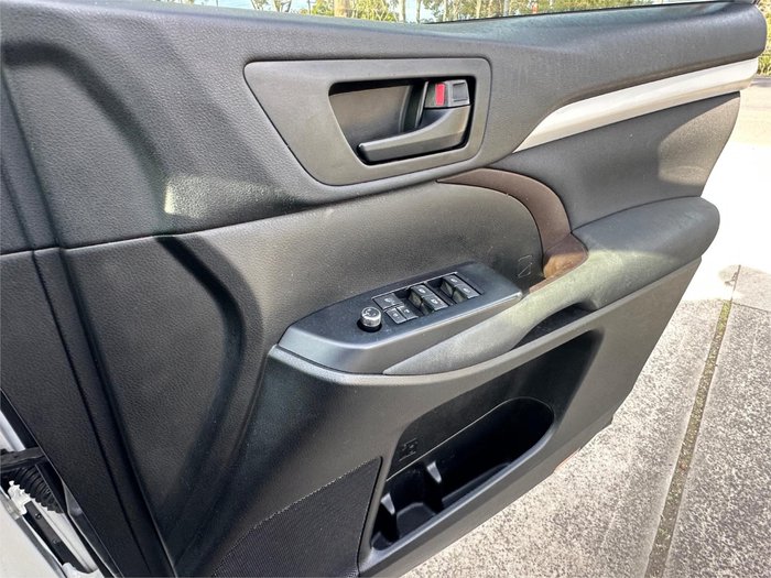 2019 TOYOTA KLUGER GX (4x2)