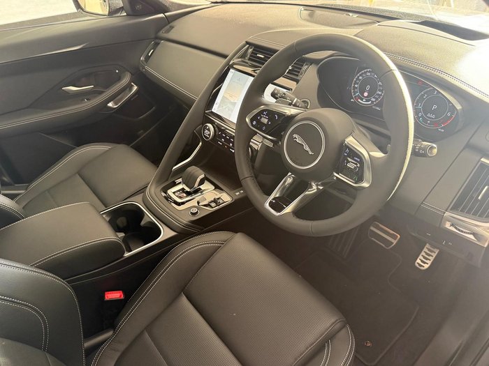 2024 Jaguar E-PACE P250 R-Dynamic SE