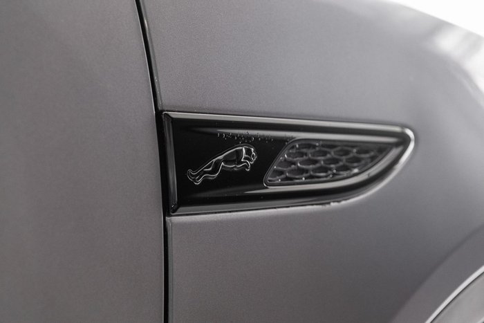 2024 Jaguar E-PACE P250 R-Dynamic SE