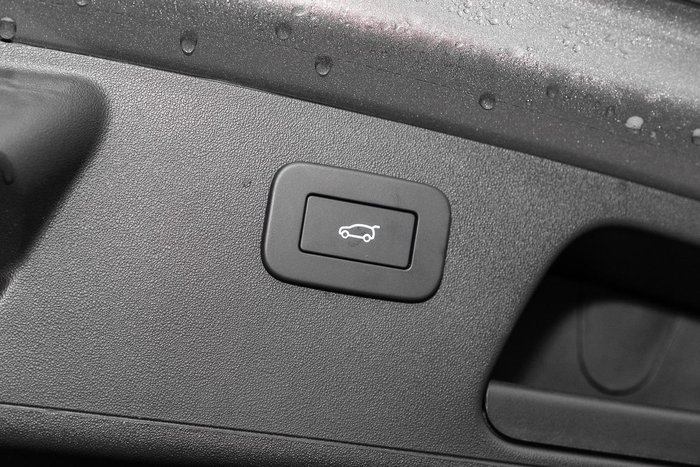 2024 Jaguar E-PACE P250 R-Dynamic SE