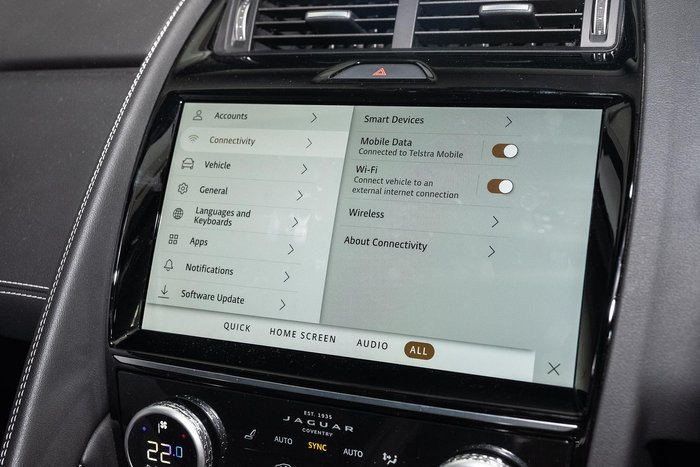 2024 Jaguar E-PACE P250 R-Dynamic SE