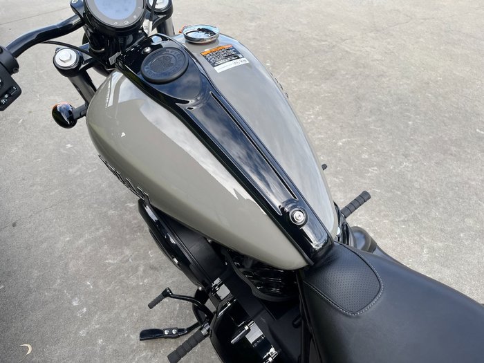 2023 Indian CHIEF DARK HORSE
