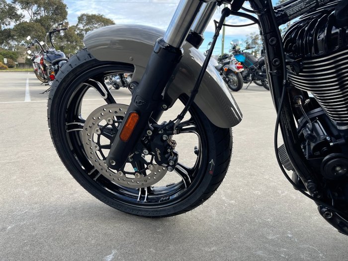 2023 Indian CHIEF DARK HORSE