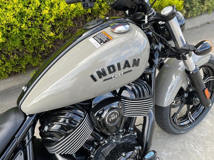 2023 Indian CHIEF DARK HORSE