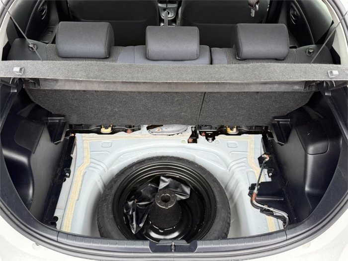 2017 TOYOTA YARIS ASCENT