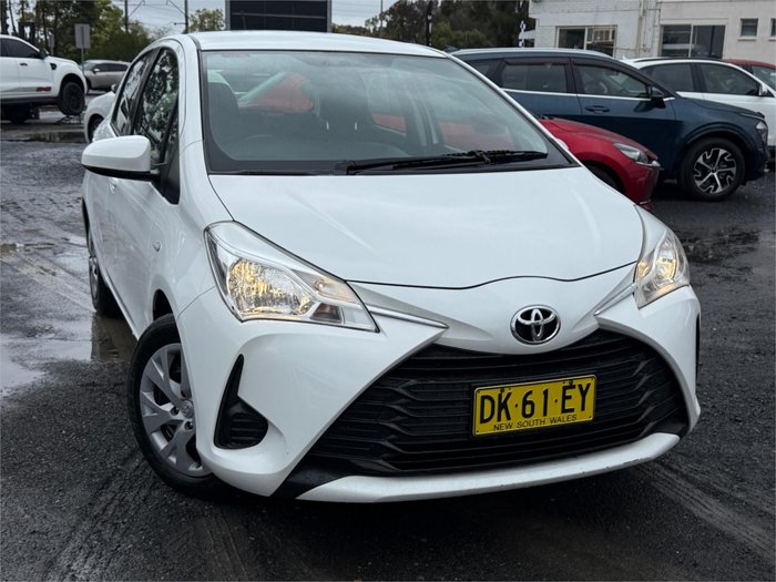 2017 TOYOTA YARIS
