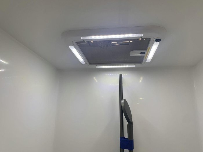 2025 Lotus Caravans Freelander Fr22cl 22'