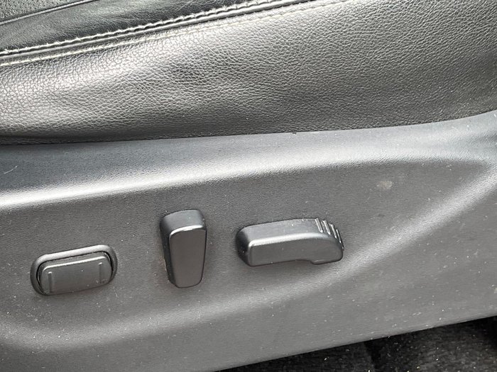 2018 Nissan Navara ST-X