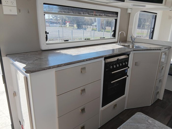 2021 Red Centre Kimberley Plus 21