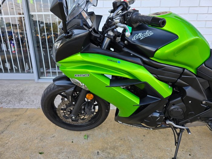2013 Kawasaki NINJA 650 Green