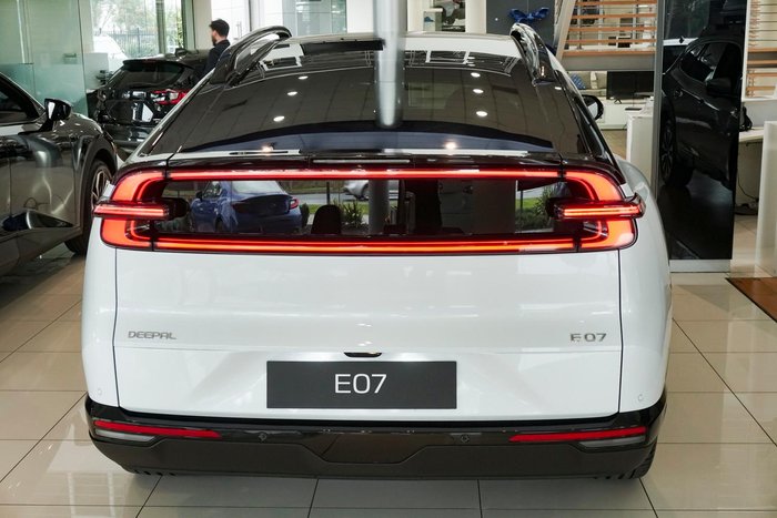 2025 Deepal E07 Performance