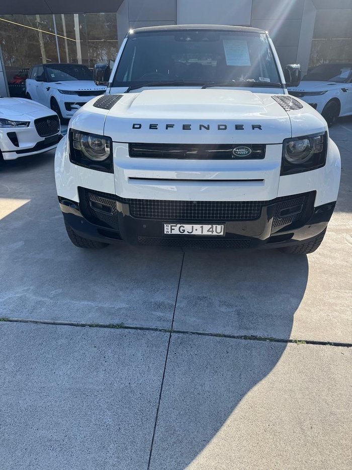 2023 Land Rover Defender 110 D300 X-Dynamic SE L663 MY24 AWD Fuji White
