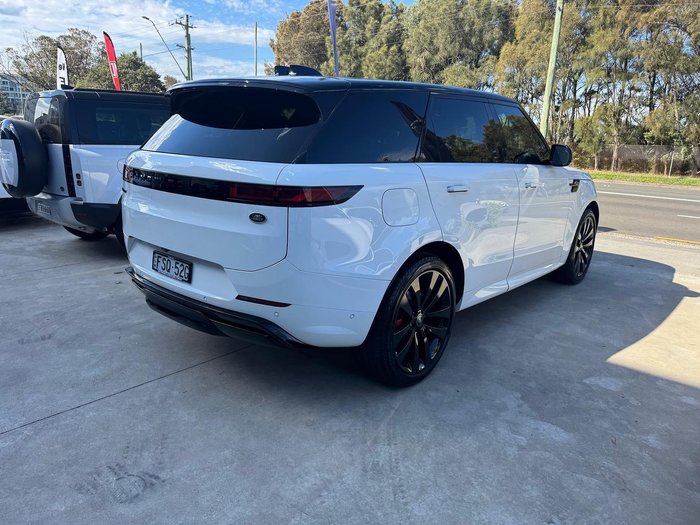 2023 Land Rover Range Rover Sport D350 Dynamic HSE L461 MY23 AWD Fuji White