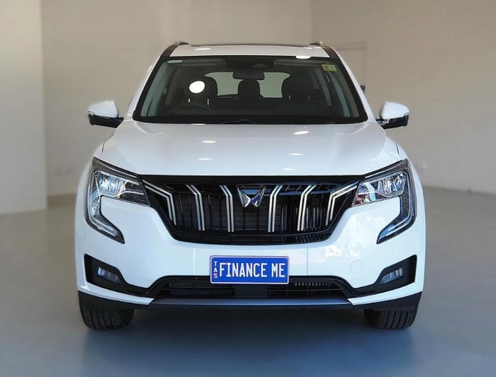 2025 Mahindra XUV700 AX7L