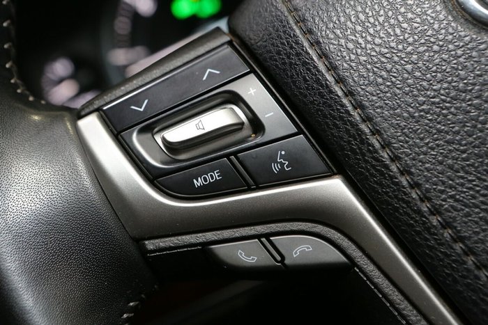 2021 Toyota Landcruiser VX