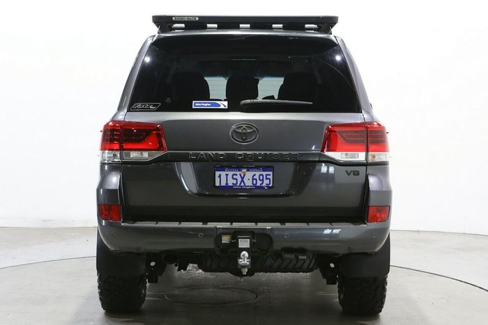 2021 Toyota Landcruiser VX