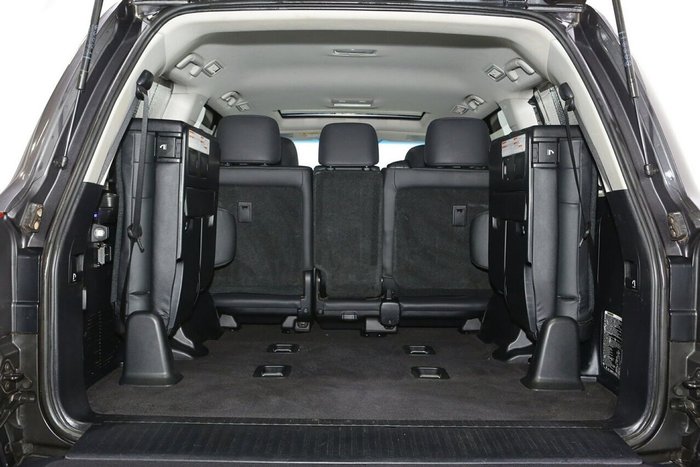 2021 Toyota Landcruiser VX