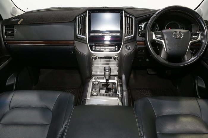 2021 Toyota Landcruiser VX