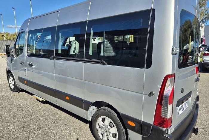 2021 Renault Master Pro 110kW