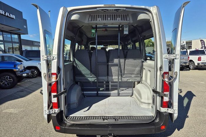 2021 Renault Master Pro 110kW