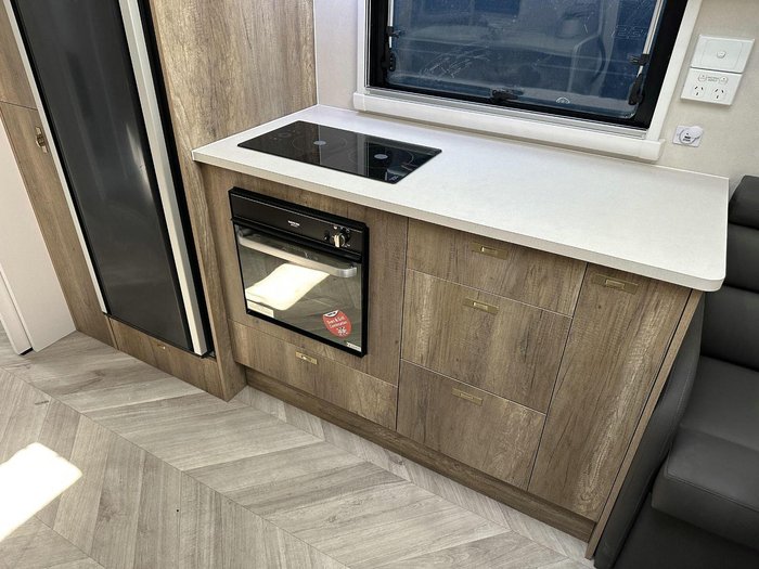 2025 Lotus Caravans Freelander 239Cl 23'9