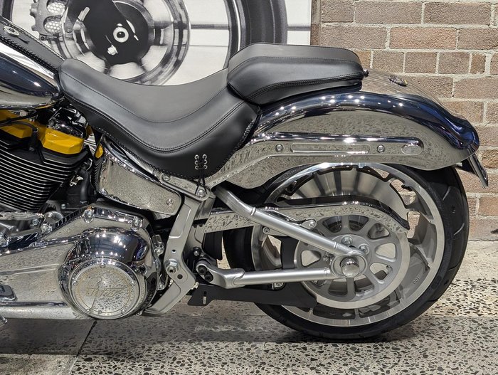 2025 Harley-Davidson Fat Boy Gray Ghost (FLSTFI) Softail