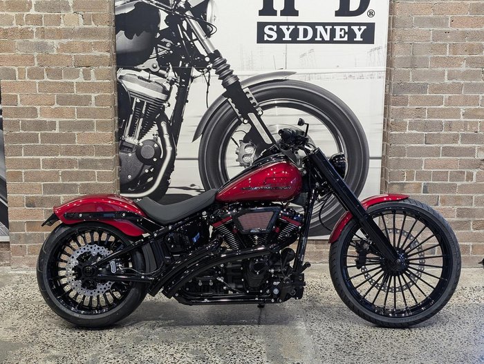 Harley-Davidson Breakout 117 (FXBR) Softail