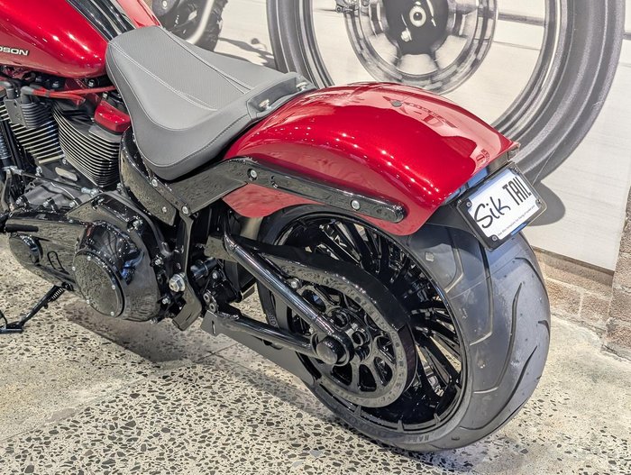 2025 Harley-Davidson Breakout 117 (FXBR) Softail Red