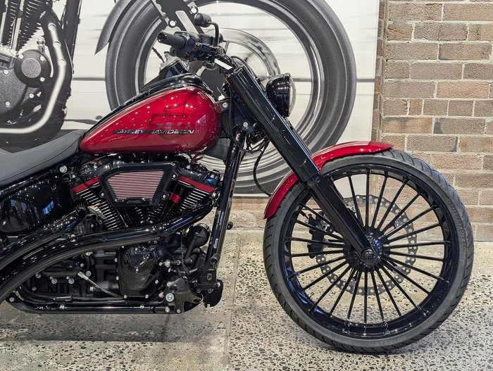 Harley-Davidson Breakout 117 (FXBR) Softail