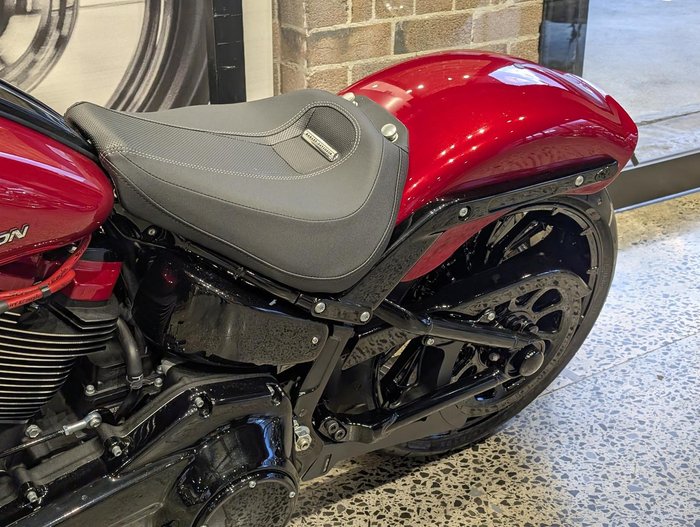 2025 Harley-Davidson Breakout 117 (FXBR) Softail Red