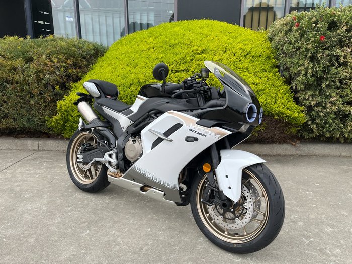 2025 CFMOTO 2025 CF MOTO 500CC 500SR VOOM ABS NEBULA WHITE