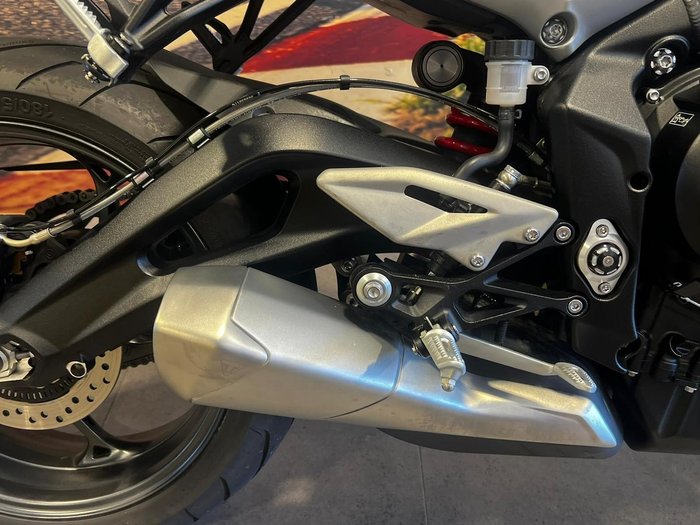 2024 Triumph Street Triple R 765 Street Triple Silver